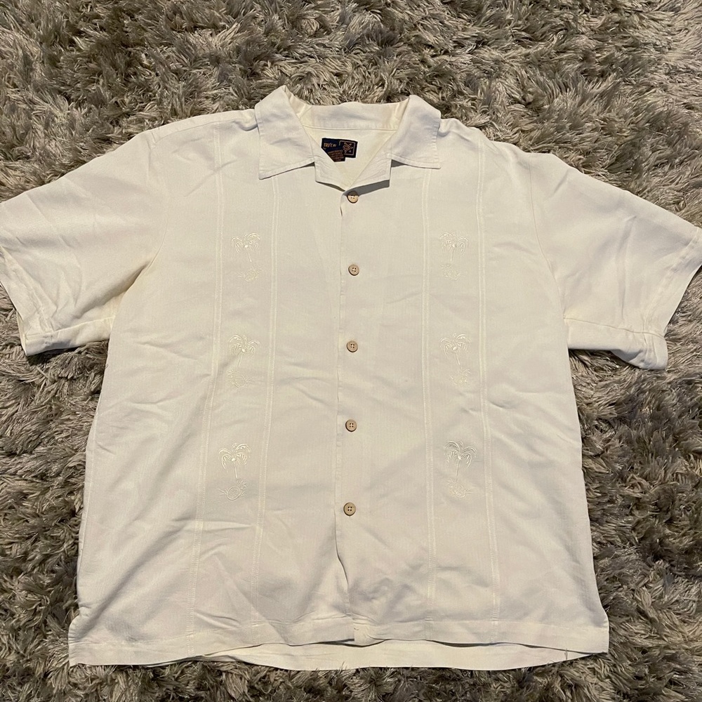 Vintage Hawaii type button up